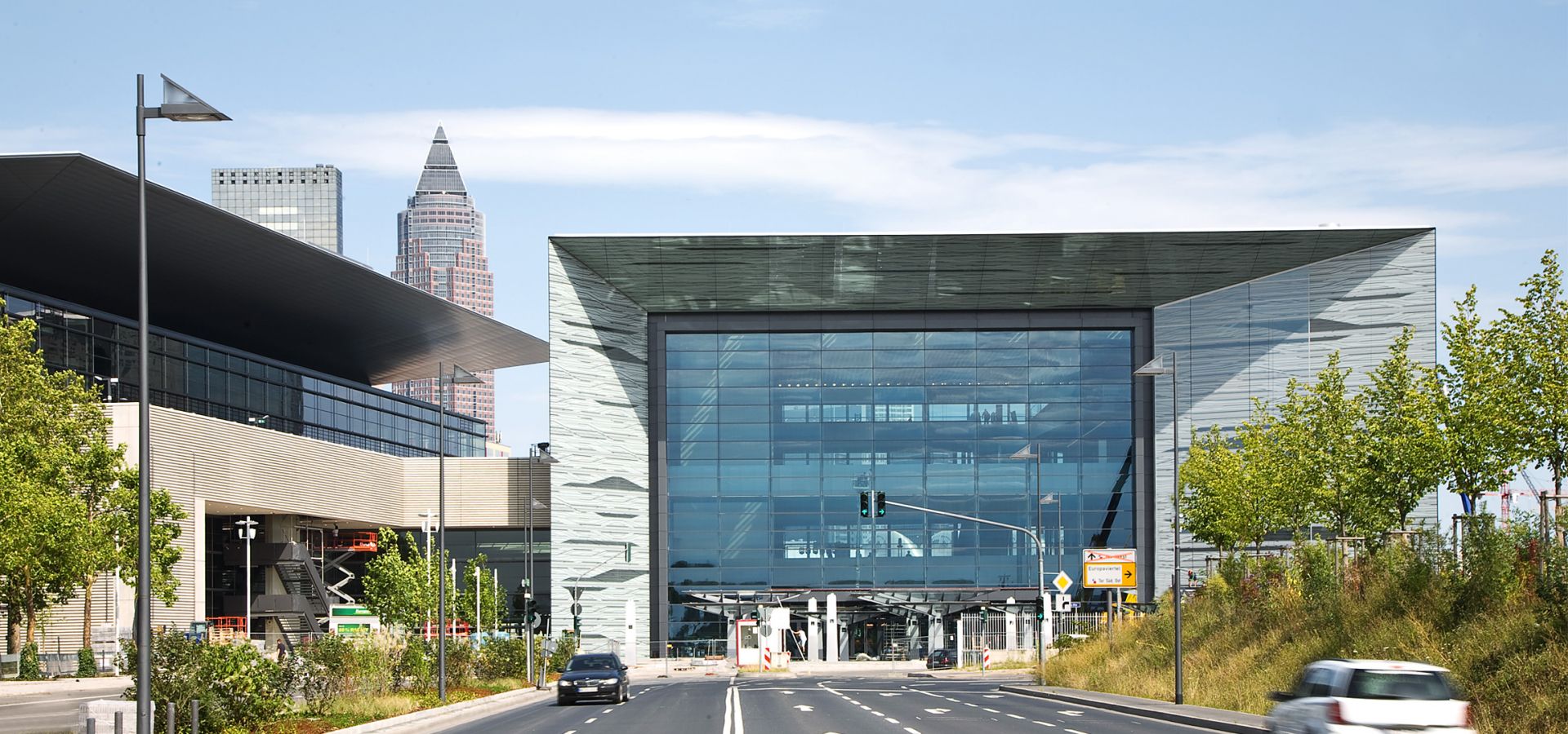 Messe-Techtextil_Halle11_PH_von-Westen-0fb6efc6 News